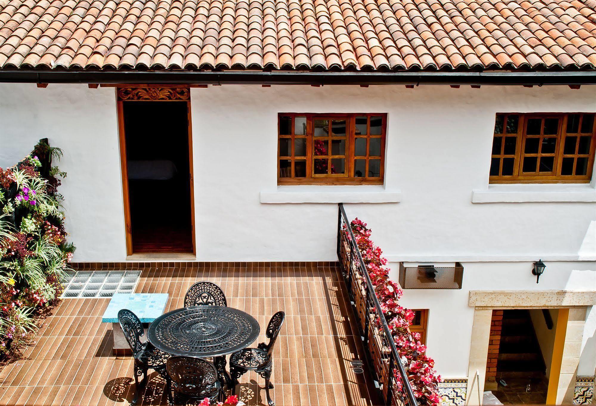 Hotel Casona Usaquen Богота Экстерьер фото